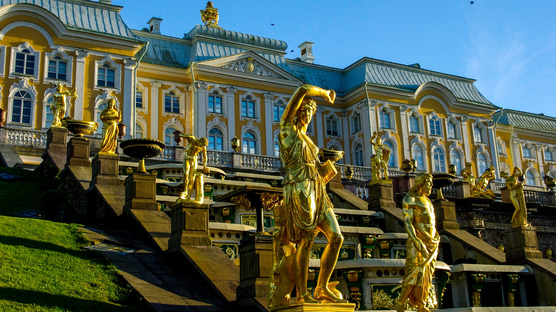 20 07 13 23 St. Petersburg Peterhof pixabay