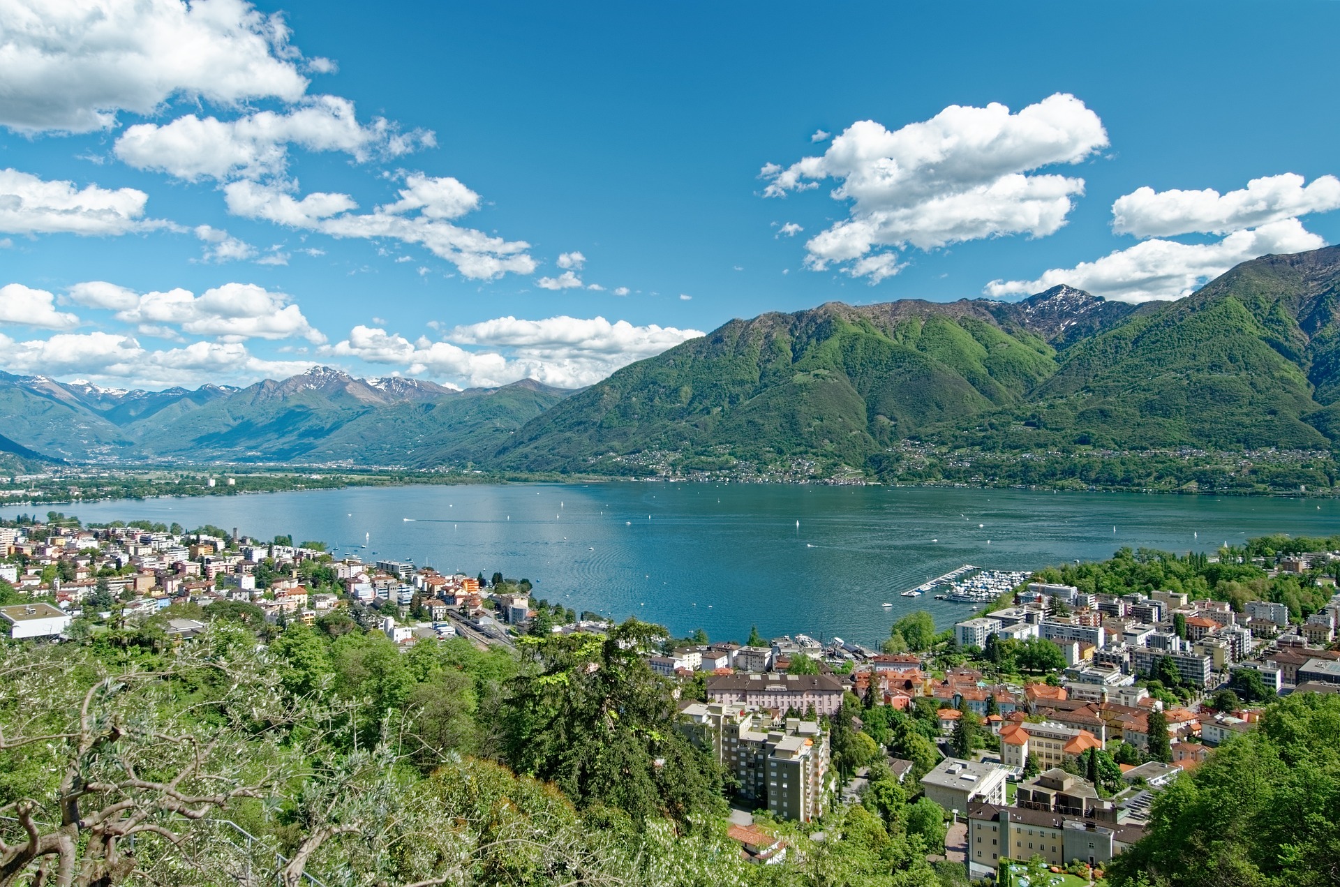 23 05 10 16 Tessin switzerland gf125ee33f 1920